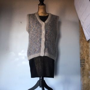 Rittz Fuzzy Sleeveless Sweater Size Large